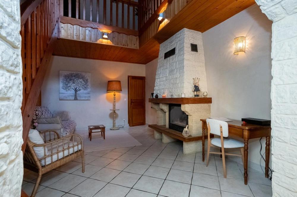 La Maison Des Jolicoeurs Saint-Christophe-sur-Guiers Esterno foto