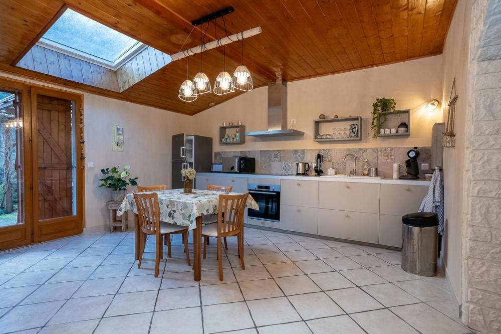 La Maison Des Jolicoeurs Saint-Christophe-sur-Guiers Esterno foto